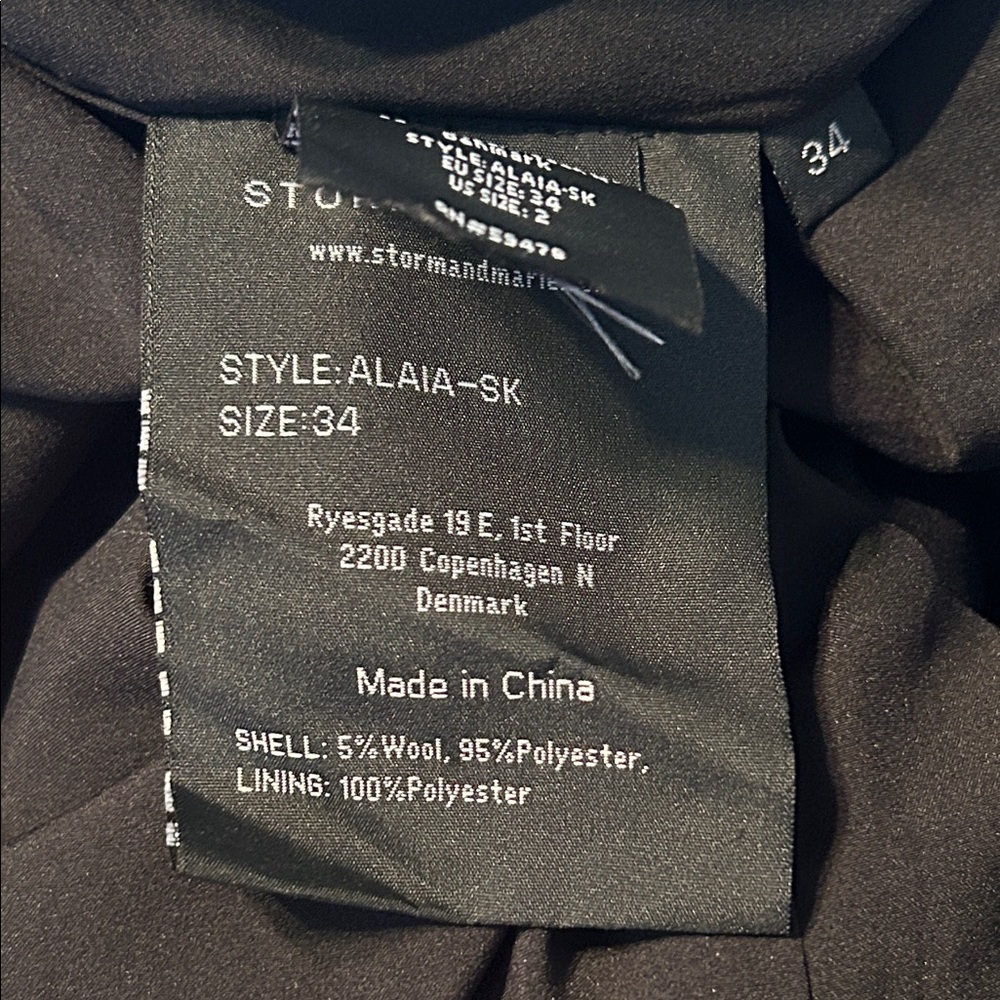 Elegant Black and White A-Line Skirt - Picture 8 of 9